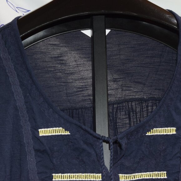 Crown & Ivy Navy Tank, Size 3X - Picture 4 of 10